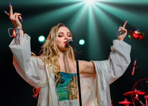 Dove Cameron @ Moroccan Lounge 10 10 2021