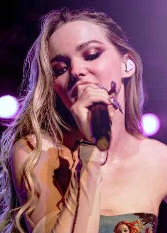 Dove Cameron @ Moroccan Lounge 10 10 2021 (51783494611) (cropped)