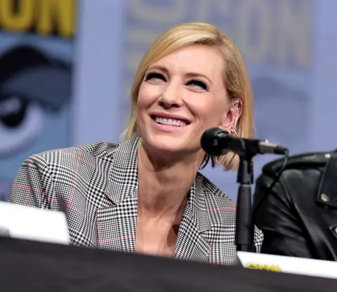 Cate Blanchett (36243178035) (cropped)