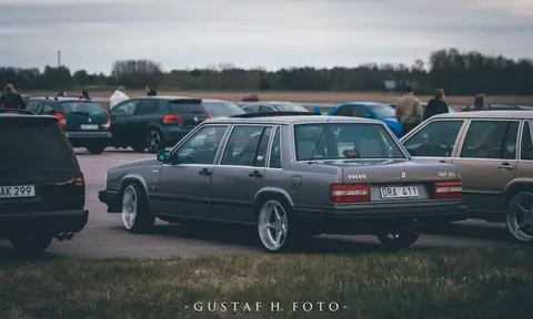 Volvo-volvo-740-Gustaf-H-Swedish-cars-Sweden-Sedan-car-numbers-vehicle-149964_aab40b52