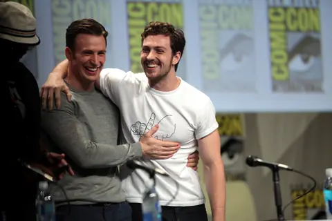 Chris Evans & Aaron Taylor-Johnson SDCC 2014 01