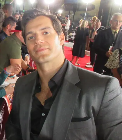 Henry Cavill (42734733505) (cropped)