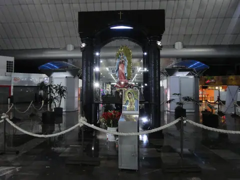 Virgen de Guadalupe - Terminal Central de Autobuses del Norte - Ciudad de México