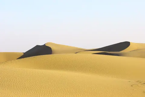 A sand dune in the Maranjab Desert, located in the middle of the Kavir National Park IRAN 26