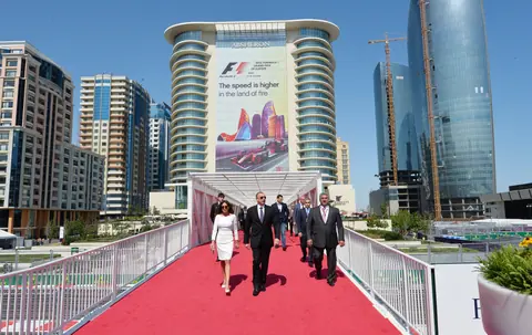 Ilham Aliyev watched the opening ceremony of the Formula-1 European Grand Prix and final race 02