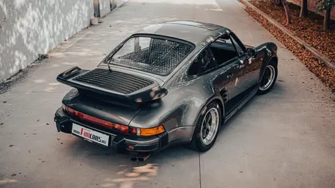 1663763962-23-porsche-930-wls-050