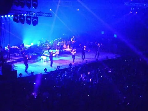 Alicia Keys - Set the World on Fire Tour - Chile 04