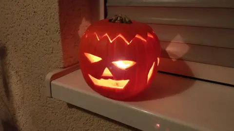 Jack-o'-lantern 2