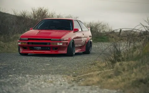 1098937-toyota-ae86-wallpapers-1920x1200-htc-2722016256